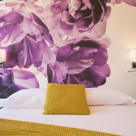 Pensjonat Vista - Piazza Yenne 3*